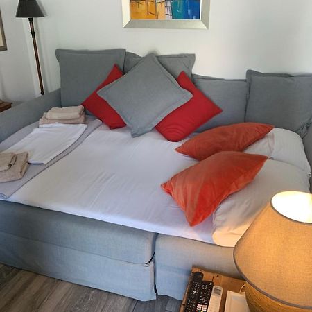 Anemomilos Jacuzzi Suite Corfu (city) Exterior foto