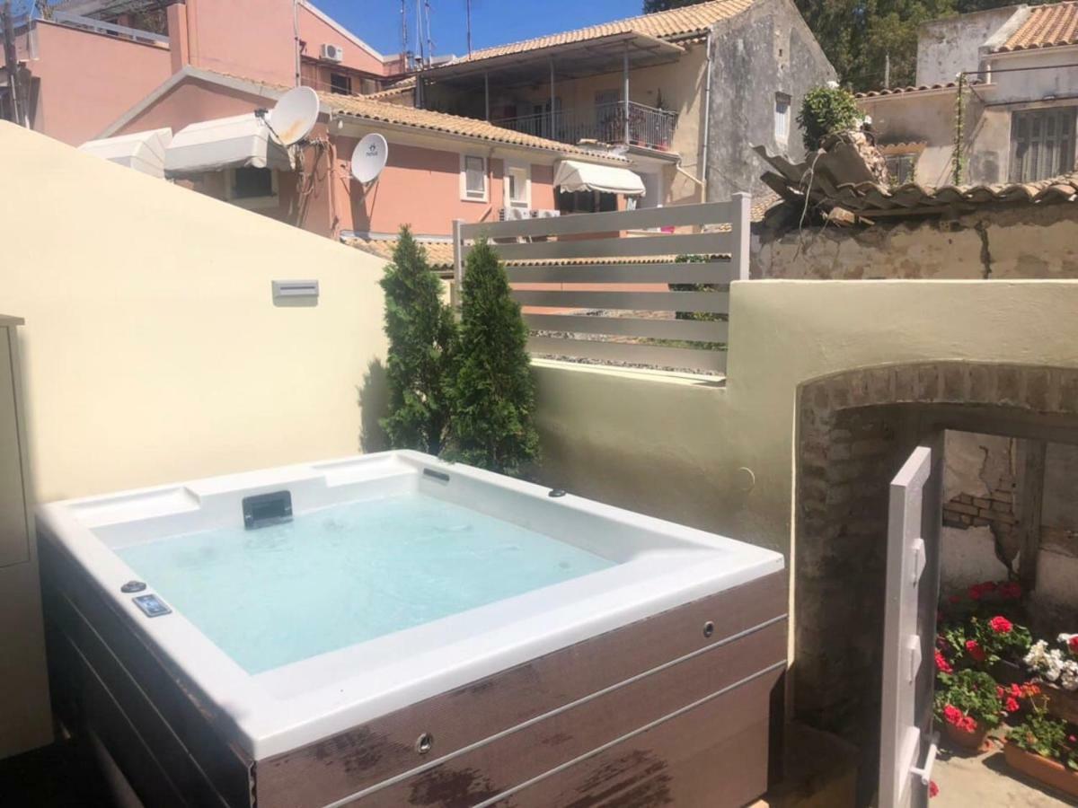 Anemomilos Jacuzzi Suite Corfu (city) Exterior foto