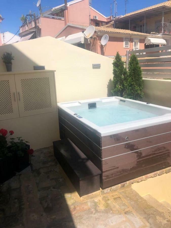 Anemomilos Jacuzzi Suite Corfu (city) Exterior foto