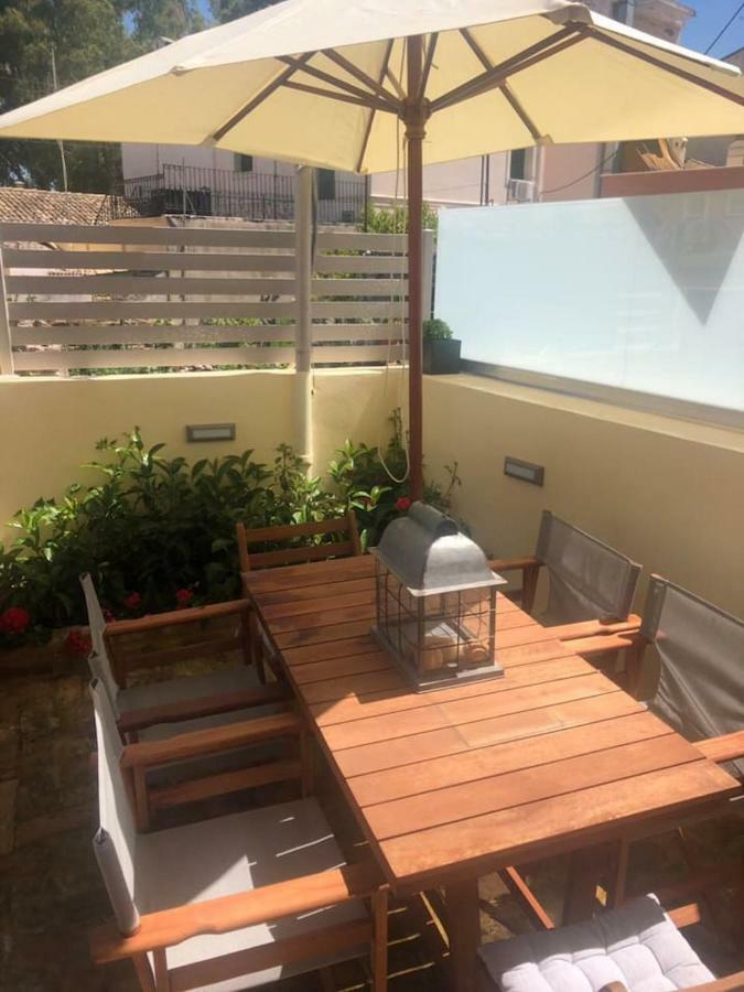 Anemomilos Jacuzzi Suite Corfu (city) Exterior foto