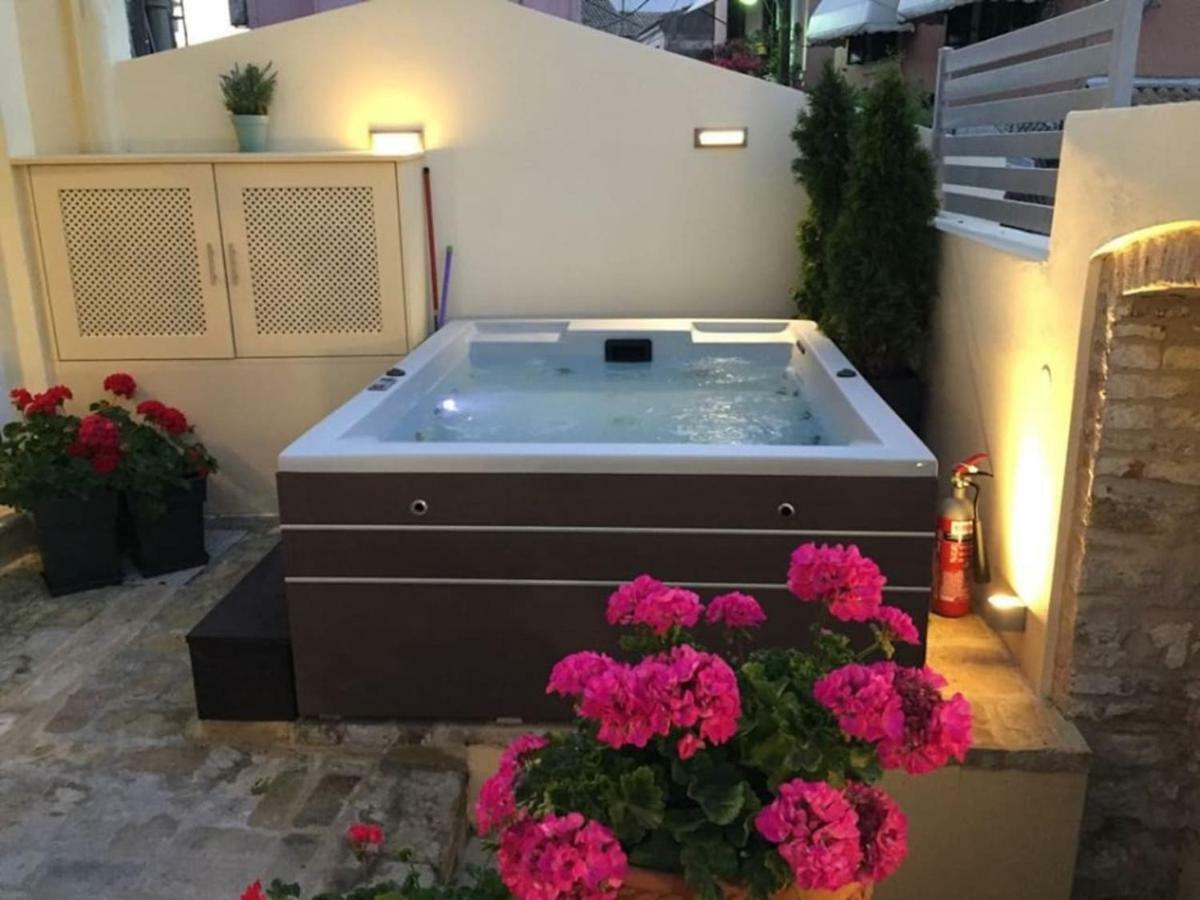 Anemomilos Jacuzzi Suite Corfu (city) Exterior foto